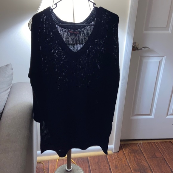Black Sweater - Picture 1 of 1